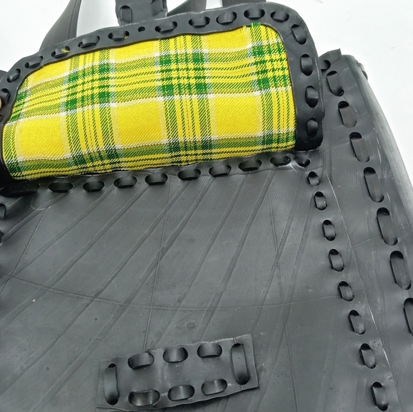 Rac Sacks Recycled Tire Shoulder Bag - Picture 9 of 11